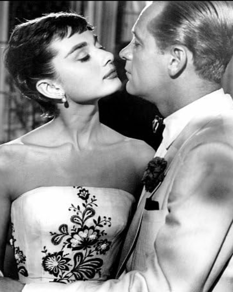 photo-Audrey Hepburn 1954