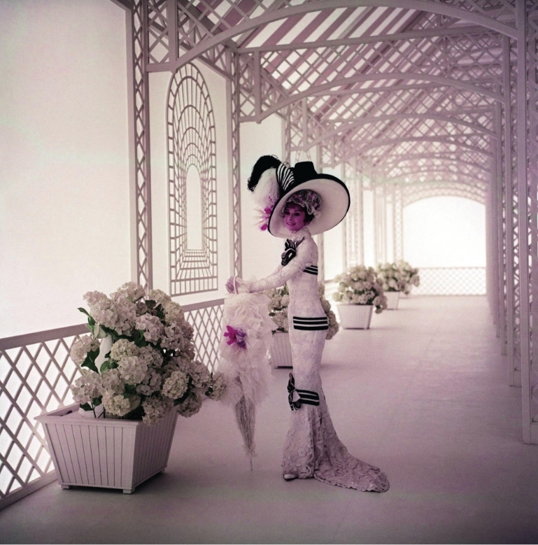 photo-Audrey Hepburn 1964