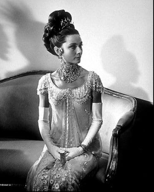 photo-Audrey Hepburn 1964