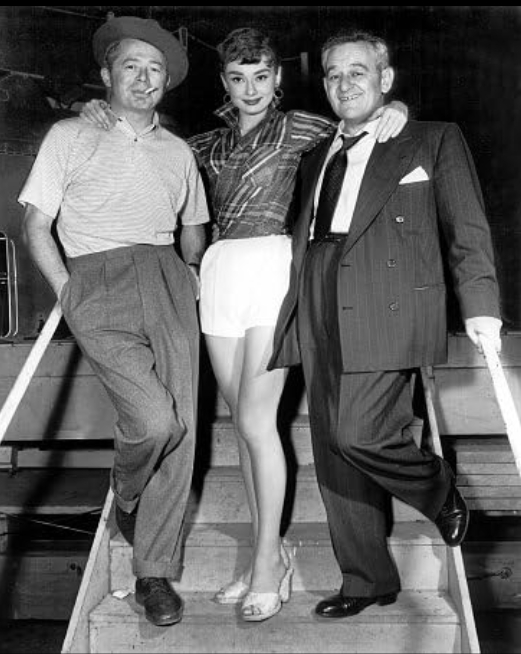 photo-Audrey Hepburn 1954