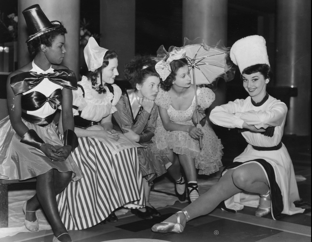 photo-Audrey Hepburn 1949