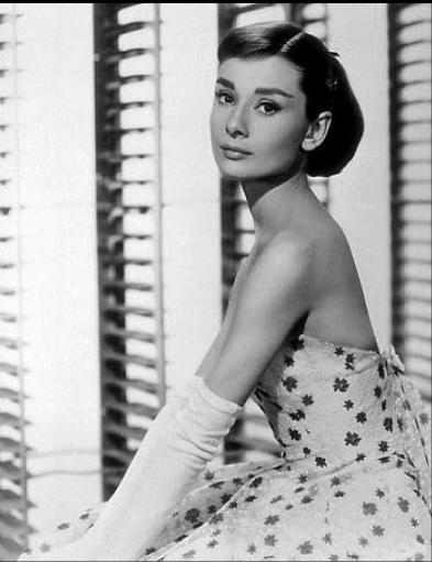 photo-Audrey Hepburn 1955