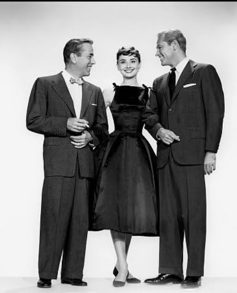 photo-Audrey Hepburn 1954