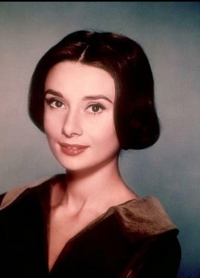 photo-Audrey Hepburn 1958