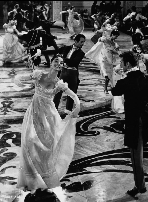 photo-Audrey Hepburn 1956