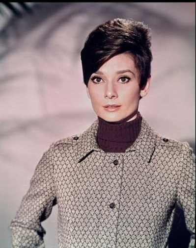 photo-Audrey Hepburn 1958