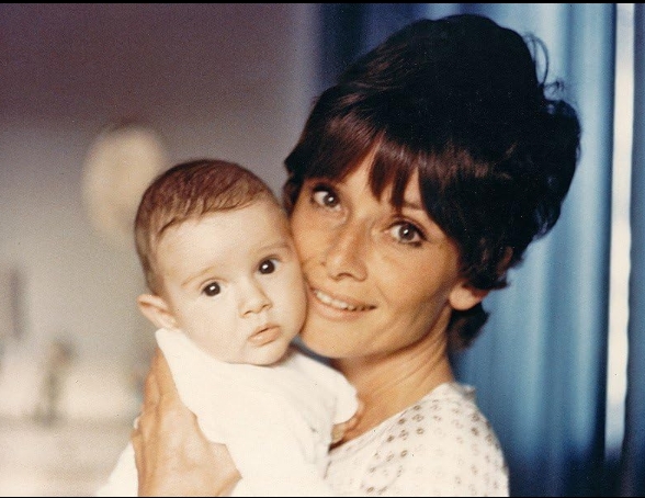 photo-Audrey Hepburn 1971