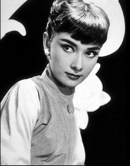 photo-Audrey Hepburn 1952