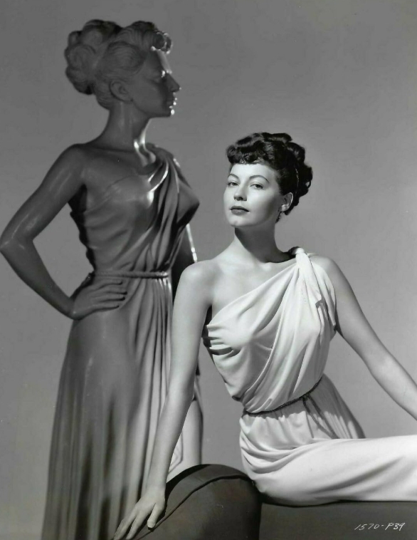 photo-Ava Gardner 1948