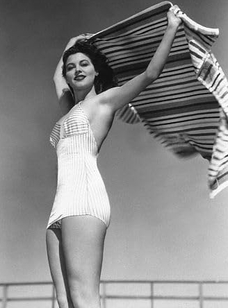 photo-Ava Gardner 1944