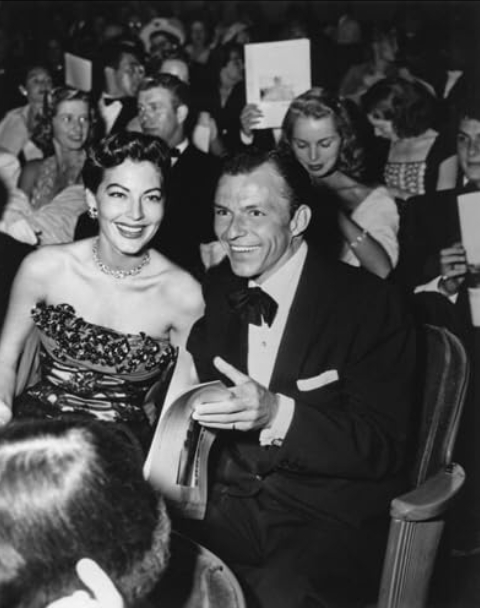 photo-Ava Gardner 1951