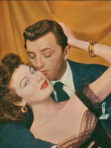 photo-Ava Gardner 1951