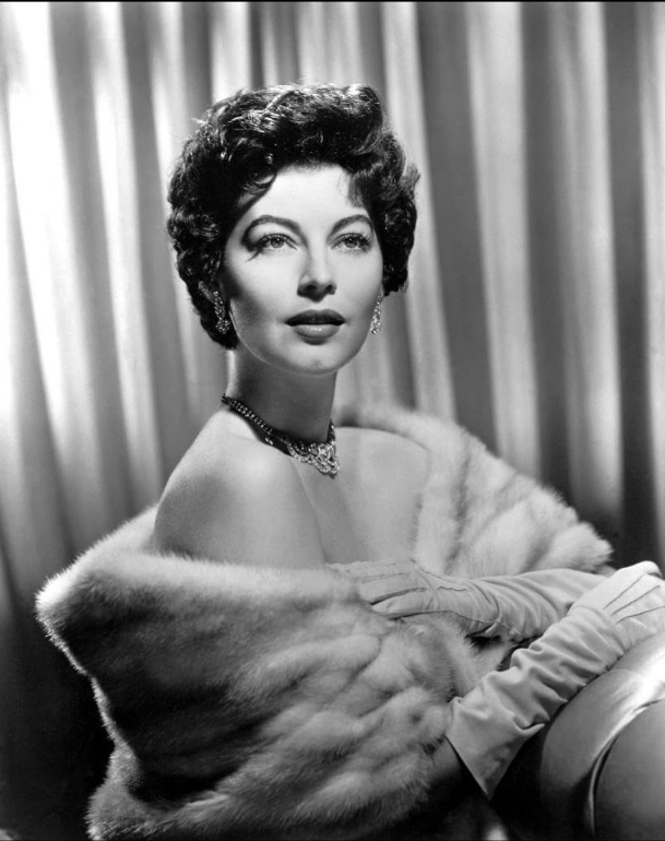 photo-Ava Gardner 1946