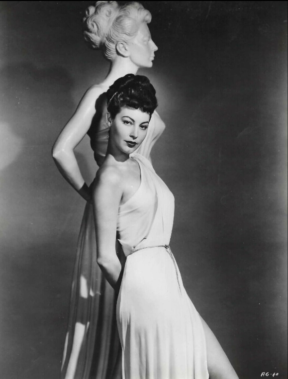 photo-Ava Gardner 1948