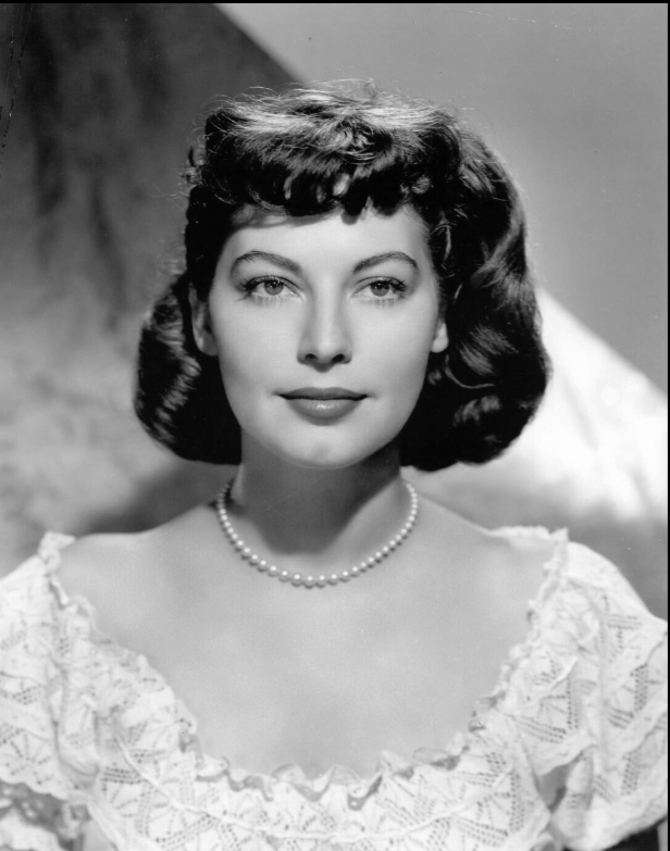 photo-Ava Gardner 1944