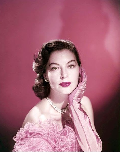 photo-Ava Gardner 1951