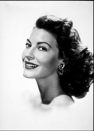 photo-Ava Gardner 1952