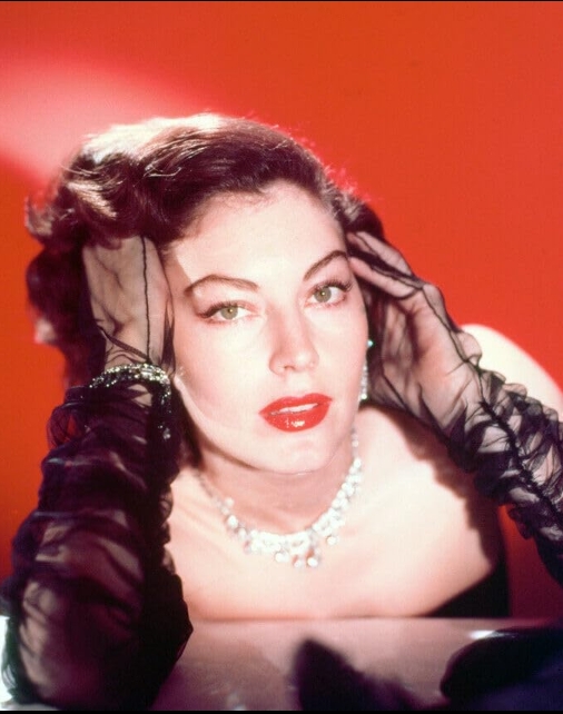 photo-Ava Gardner 1946