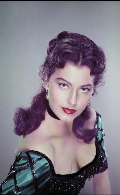 photo-Ava Gardner 1951