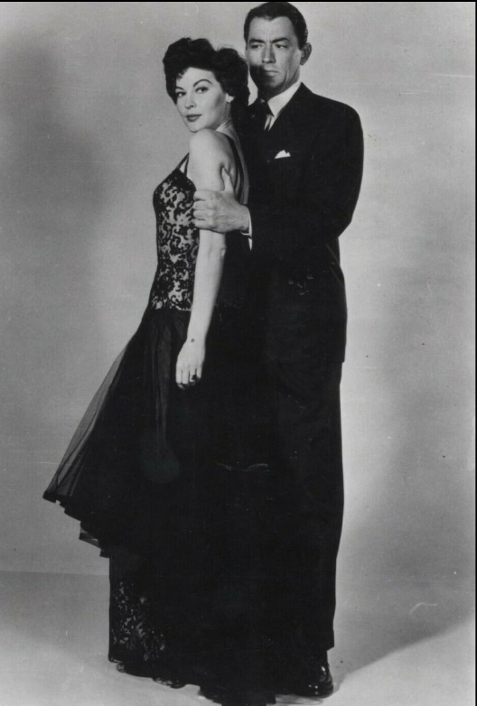 photo-Ava Gardner 1952