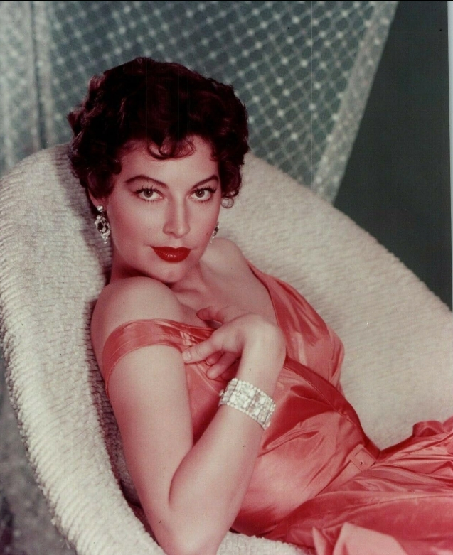 photo-Ava Gardner 1946