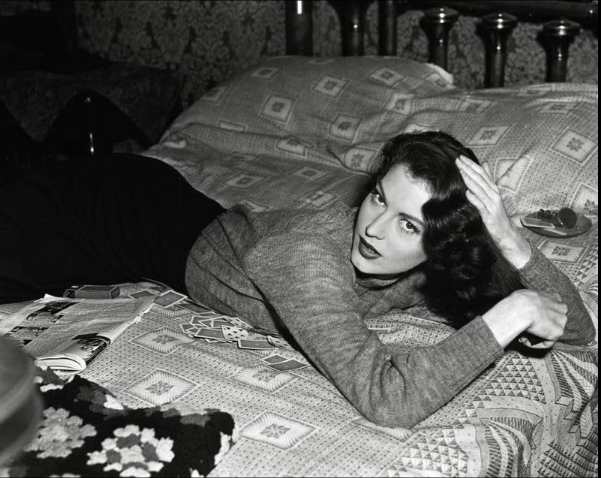 photo-Ava Gardner 1946
