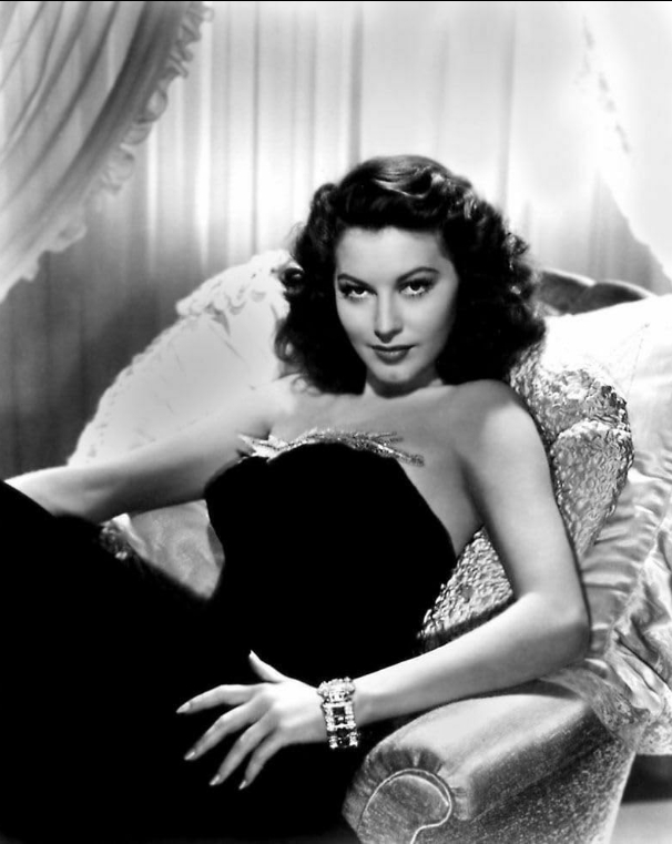 photo-Ava Gardner 1947