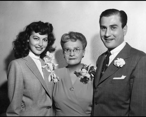 photo-Ava Gardner 1948