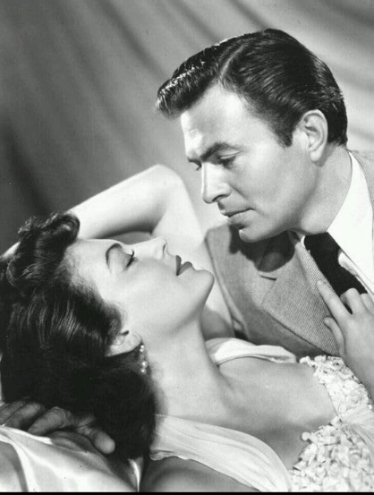 photo-Ava Gardner 1951