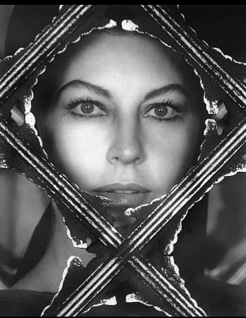 photo-Ava Gardner 1952