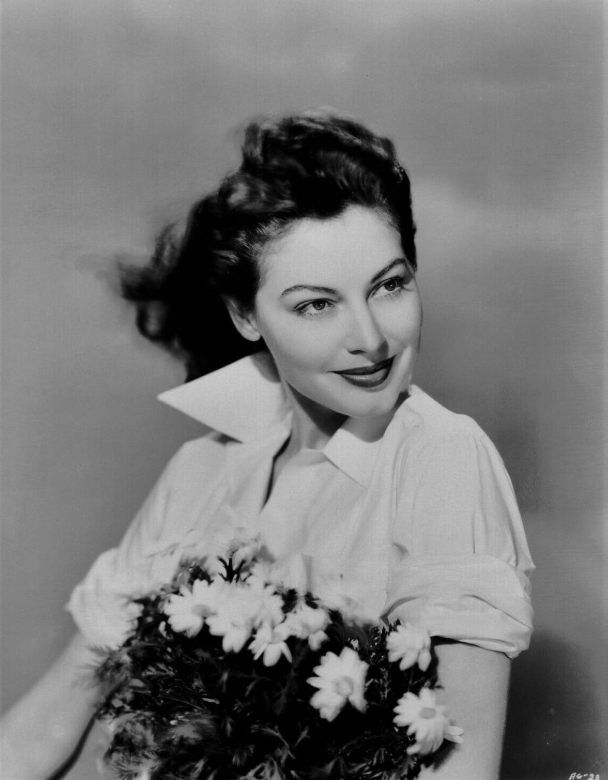 photo-Ava Gardner 1944