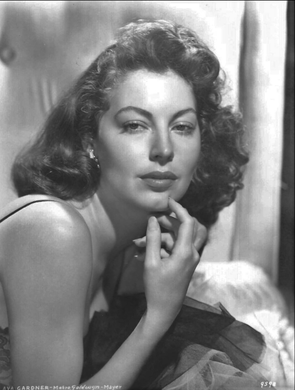 photo-Ava Gardner 1947
