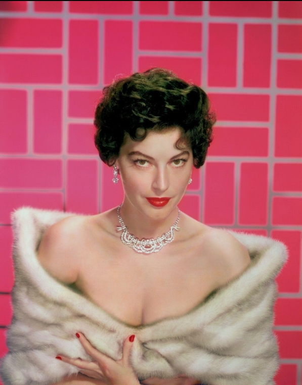 photo-Ava Gardner 1947