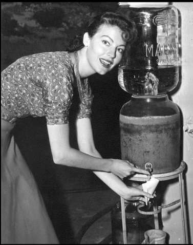 photo-Ava Gardner 1949