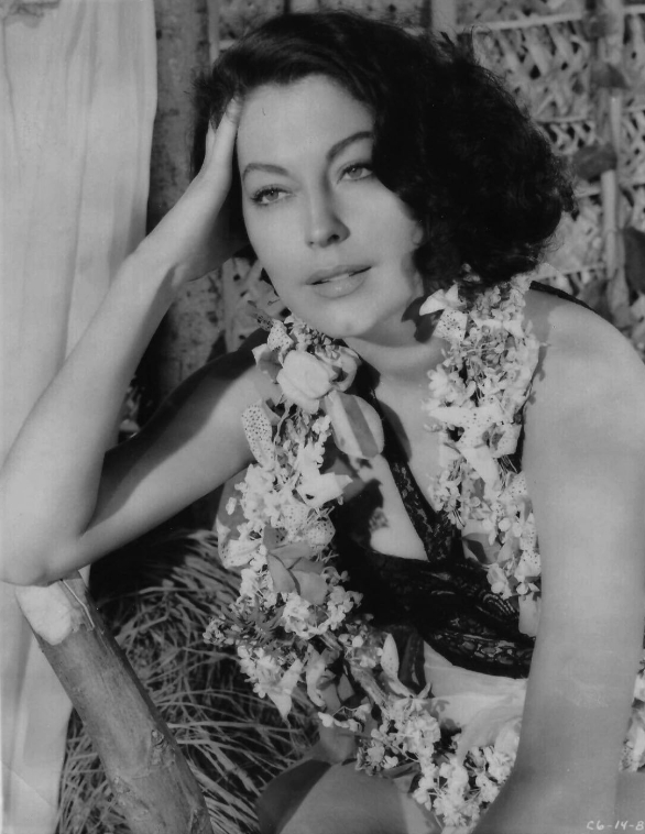 photo-Ava Gardner 1957