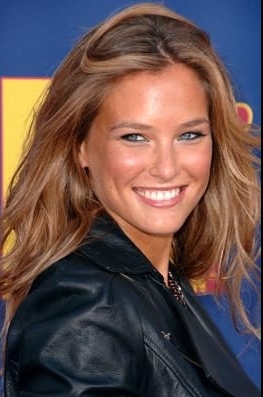 photo-Bar Refaeli 2008