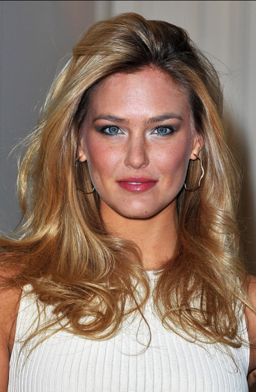 photo-Bar Refaeli 2012