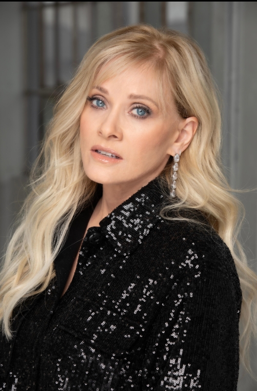 photo-Barbara Crampton 2023