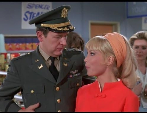 photo-Barbara Eden 1965