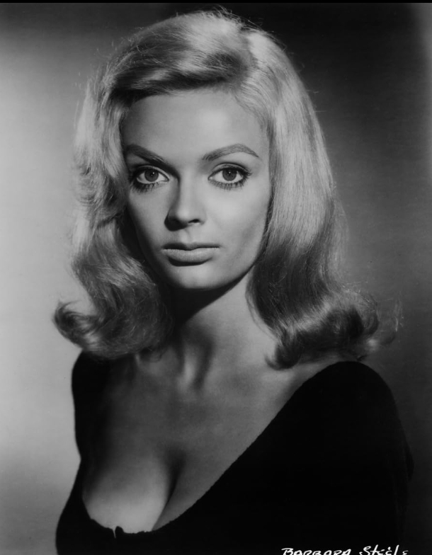photo-Barbara Steele 1969