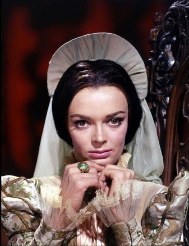 photo-Barbara Steele 1961