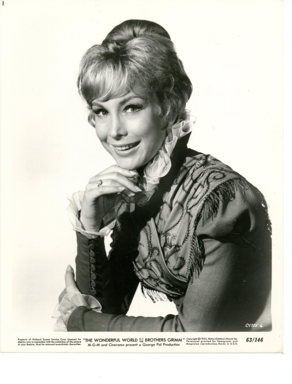 photo-Barbara Eden 1962