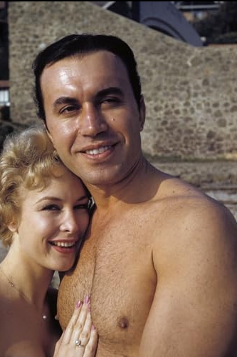 photo-Barbara Eden 1978