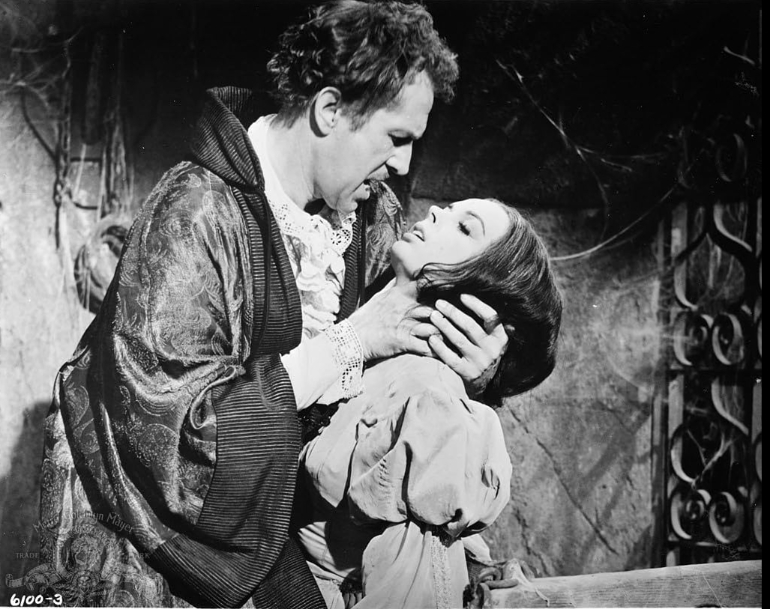 photo-Barbara Steele 1961