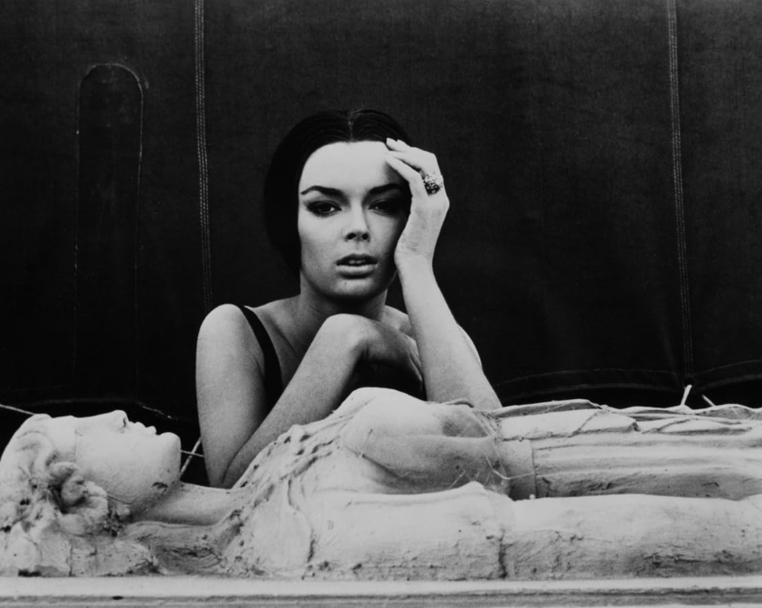 photo-Barbara Steele 1961