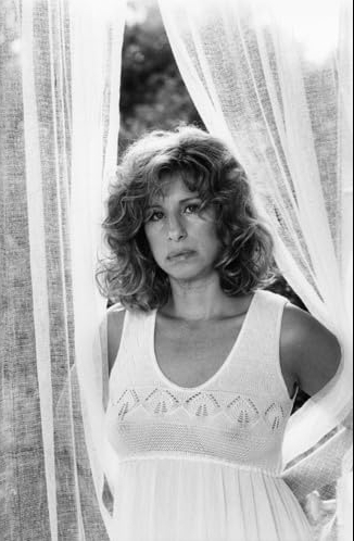 photo-Barbra Streisand 1986