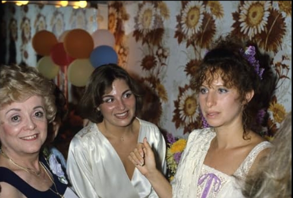 photo-Barbra Streisand 1970