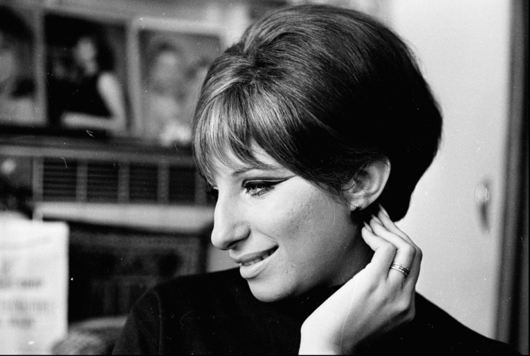 photo-Barbra Streisand 1963