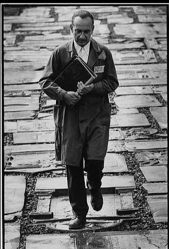 photo-Ben Kingsley 1993