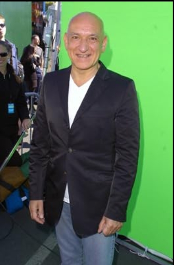 photo-Ben Kingsley 2004